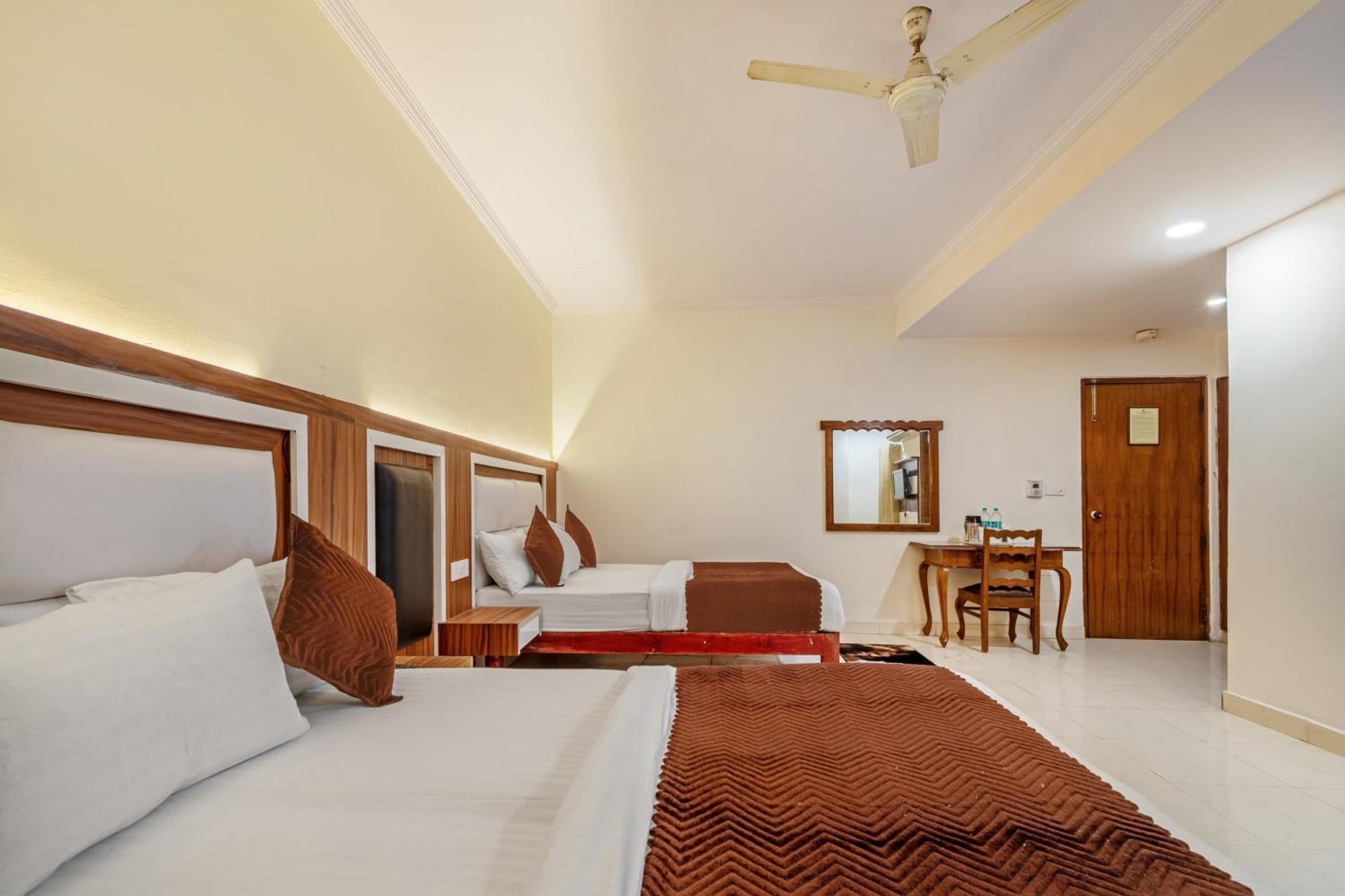 Hotel South Indian Dillí Exteriér fotografie